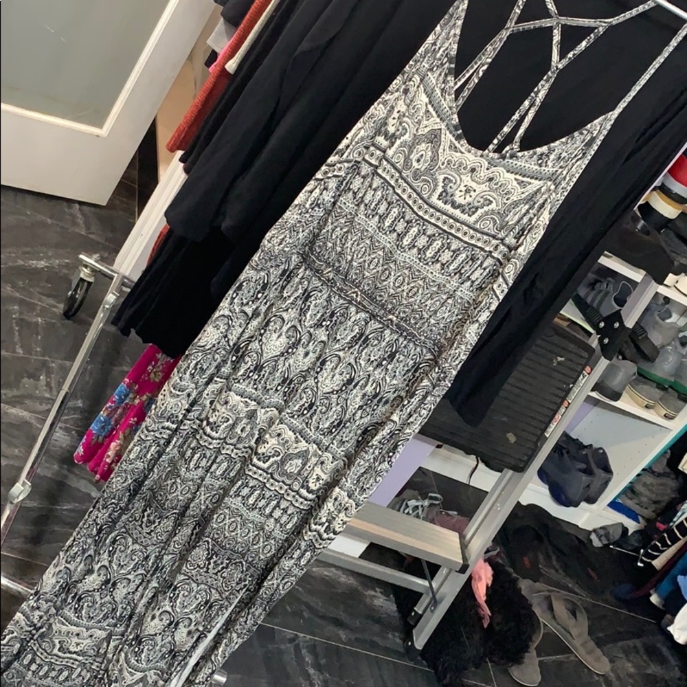 AE long slit sleeveless dress